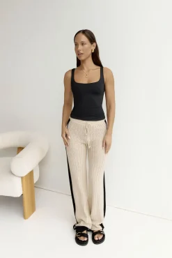 BASE Everyday Staple Singlet Top Black