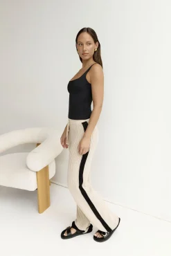 BASE Everyday Staple Singlet Top Black