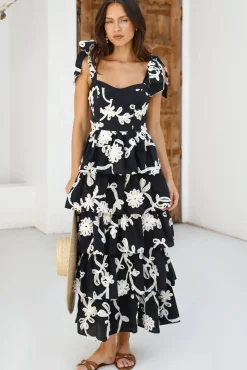 Beauty Of You Maxi Dress Black