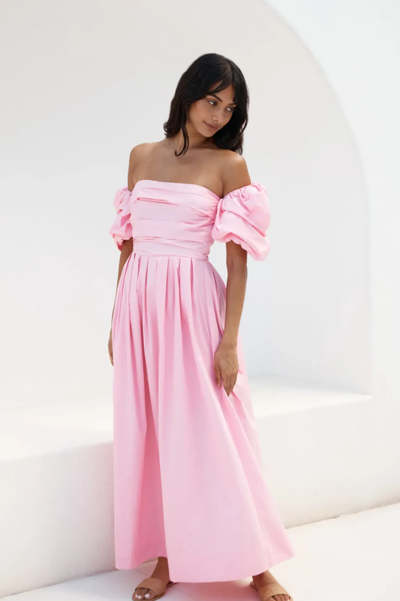 Bella Off-Shoulder Maxi Dress Pink