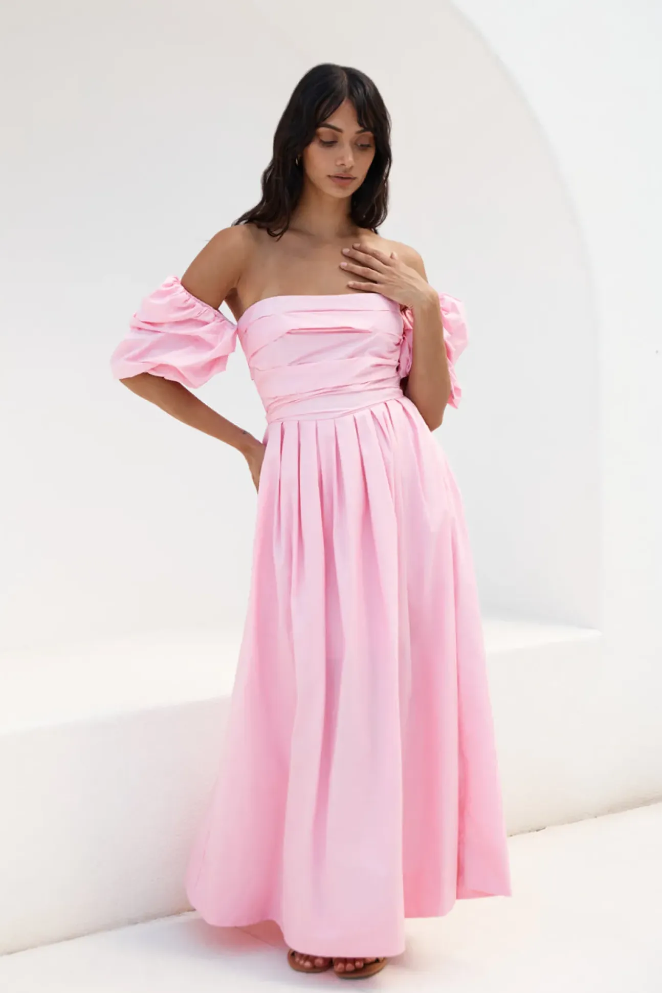Bella Off-Shoulder Maxi Dress Pink