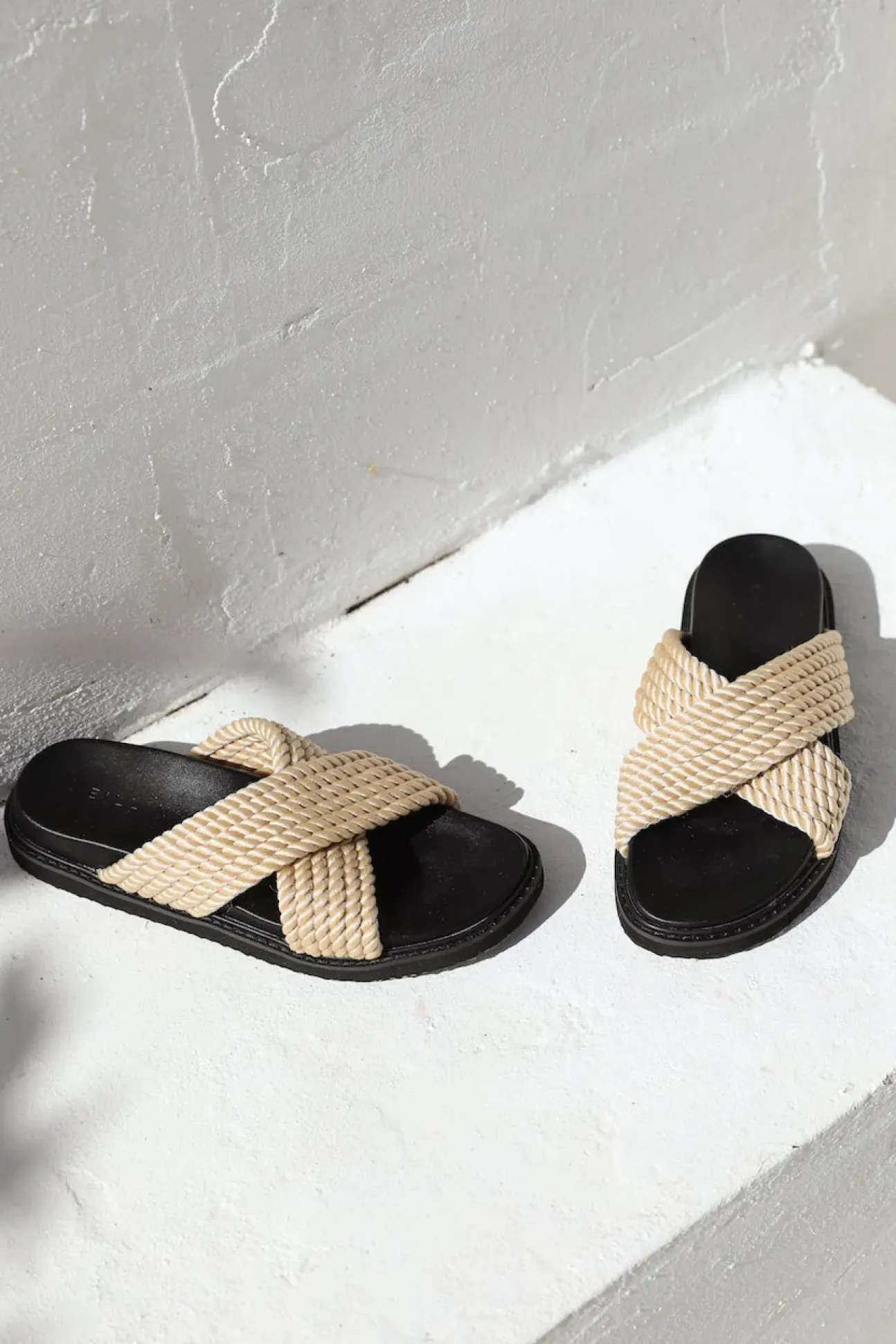 BILLINI ZIRA SANDALS BLACK ROPE