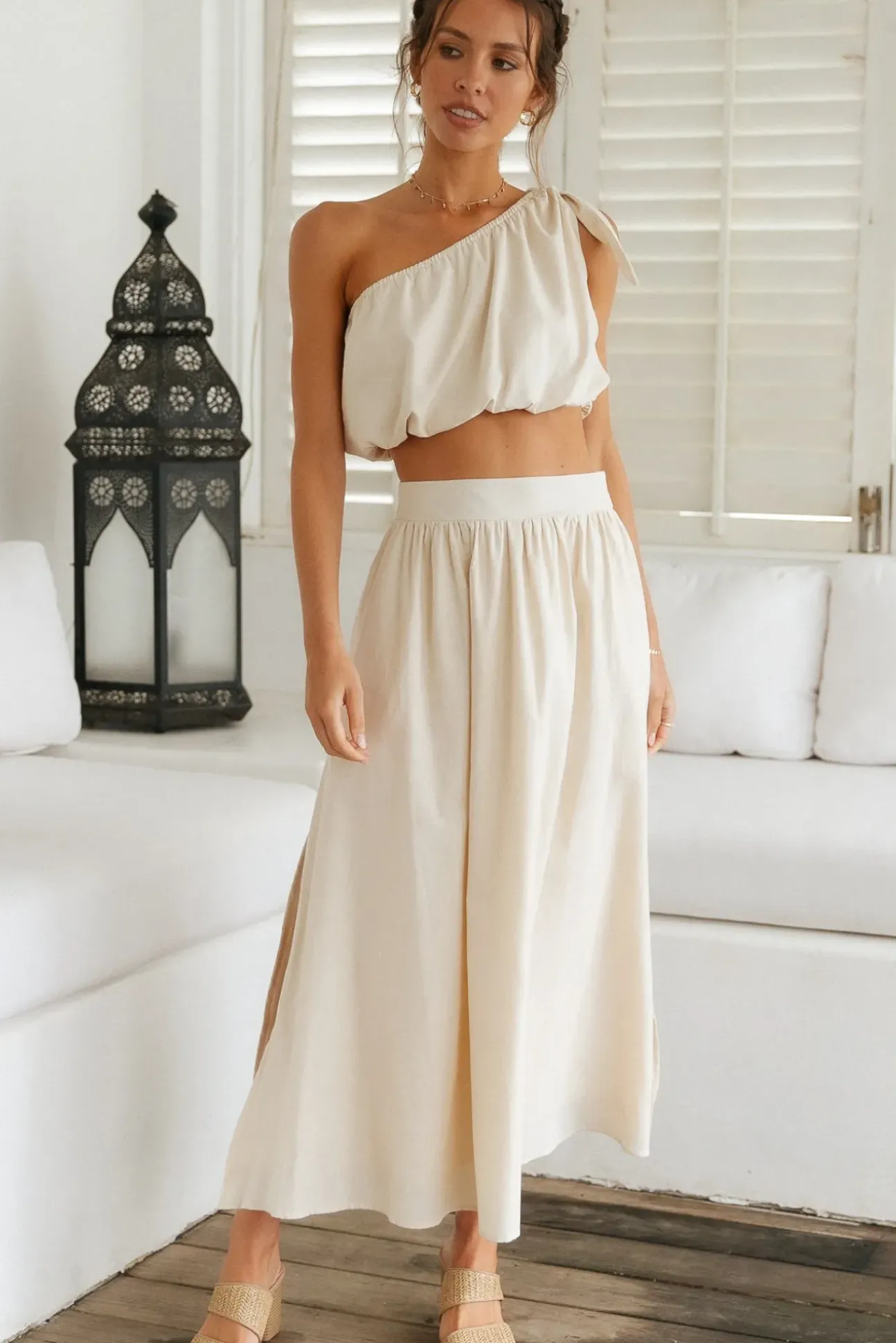 Bomi Crop Top Beige