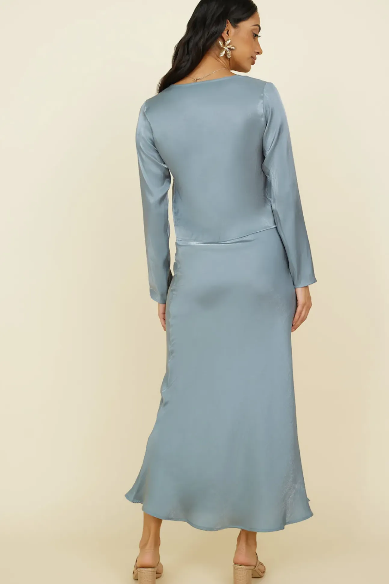 Bouquet of Flowers Top Grey