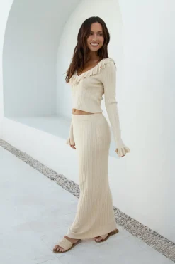 Cascade of Dreams Set Beige
