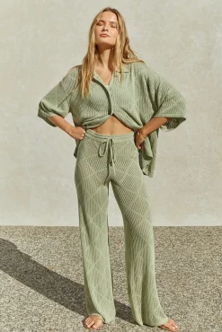 Coral Sands Top Green