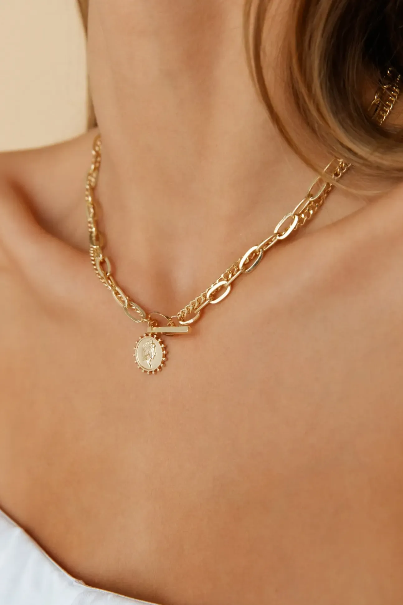 Crown Legacy Necklace Gold