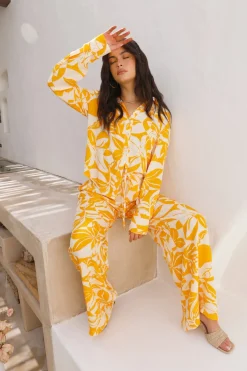 Daisy Dreaming Top Yellow