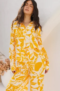Daisy Dreaming Top Yellow