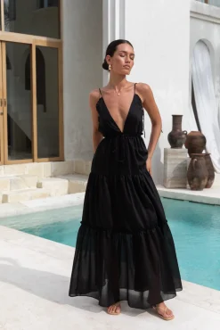 Dance In The Dark Halter Maxi Dress Black