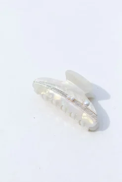 Feather Touch Claw Clip Nude