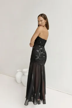 First Class Feelings Strapless Maxi Dress Black