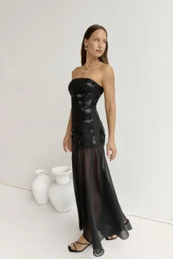 First Class Feelings Strapless Maxi Dress Black