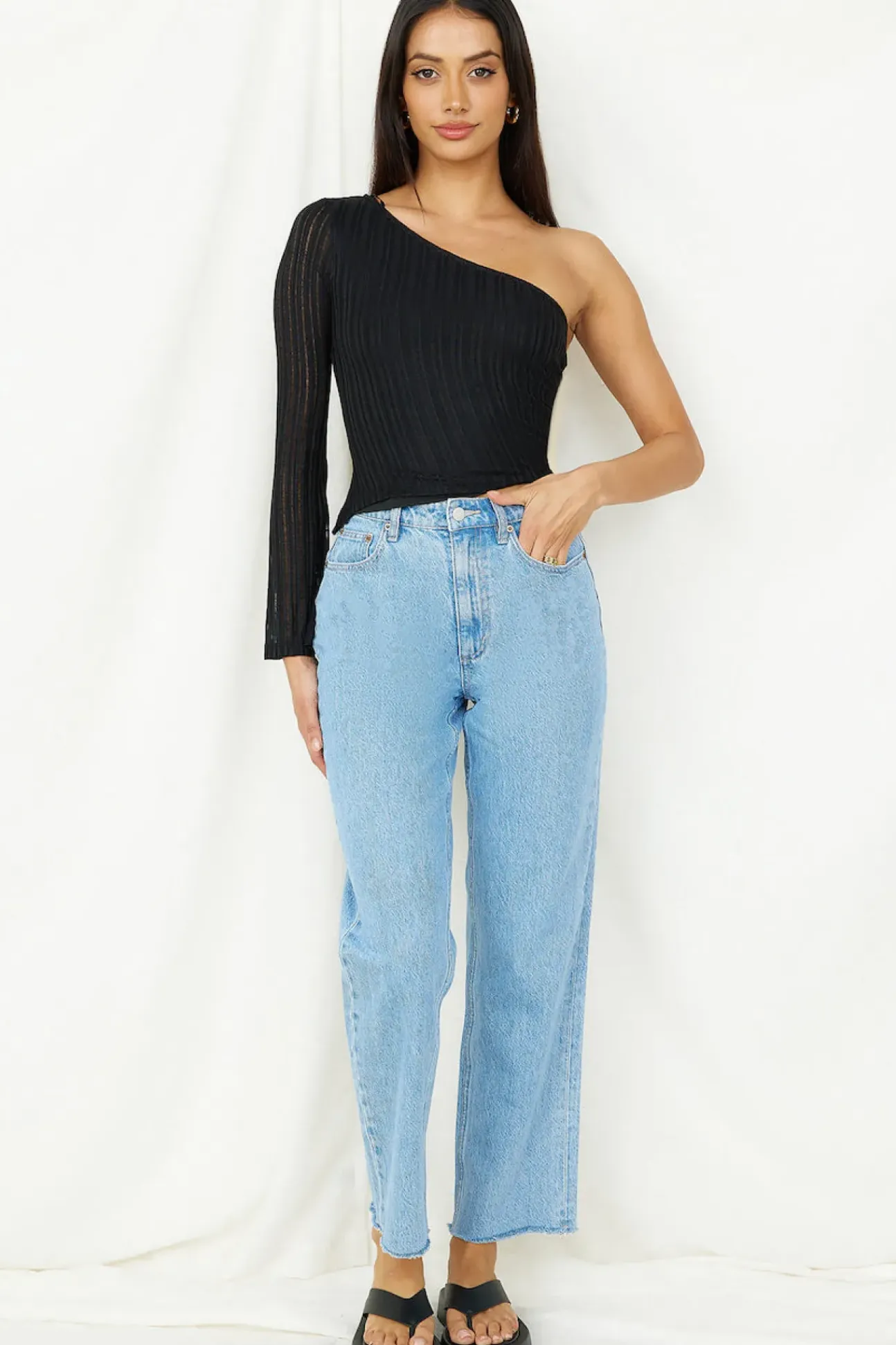 Hand On My Heart Crop Top Black
