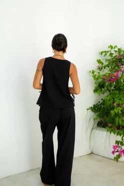 Heading South Vest Top Black