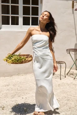 Hidden Oasis Linen Strapless Top White