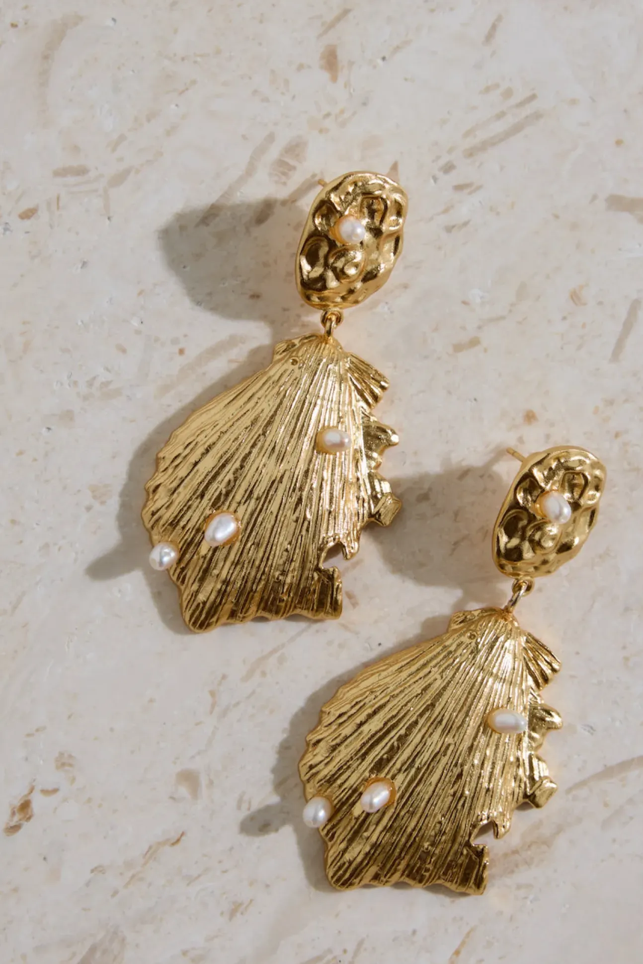 18K Gold Plated Pure Heart Earrings Gold