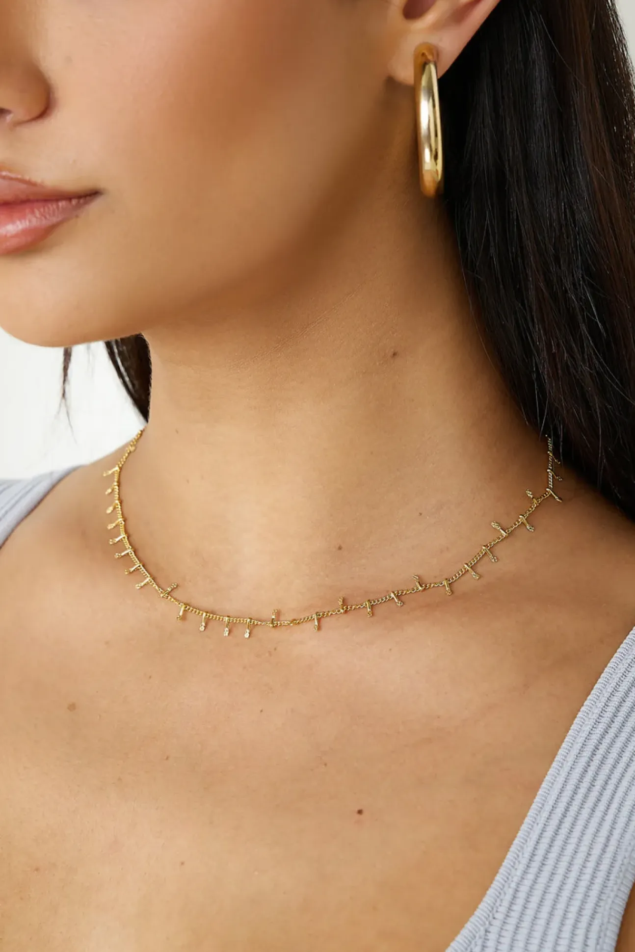 18K Gold Plated Queen Things Necklace Gold