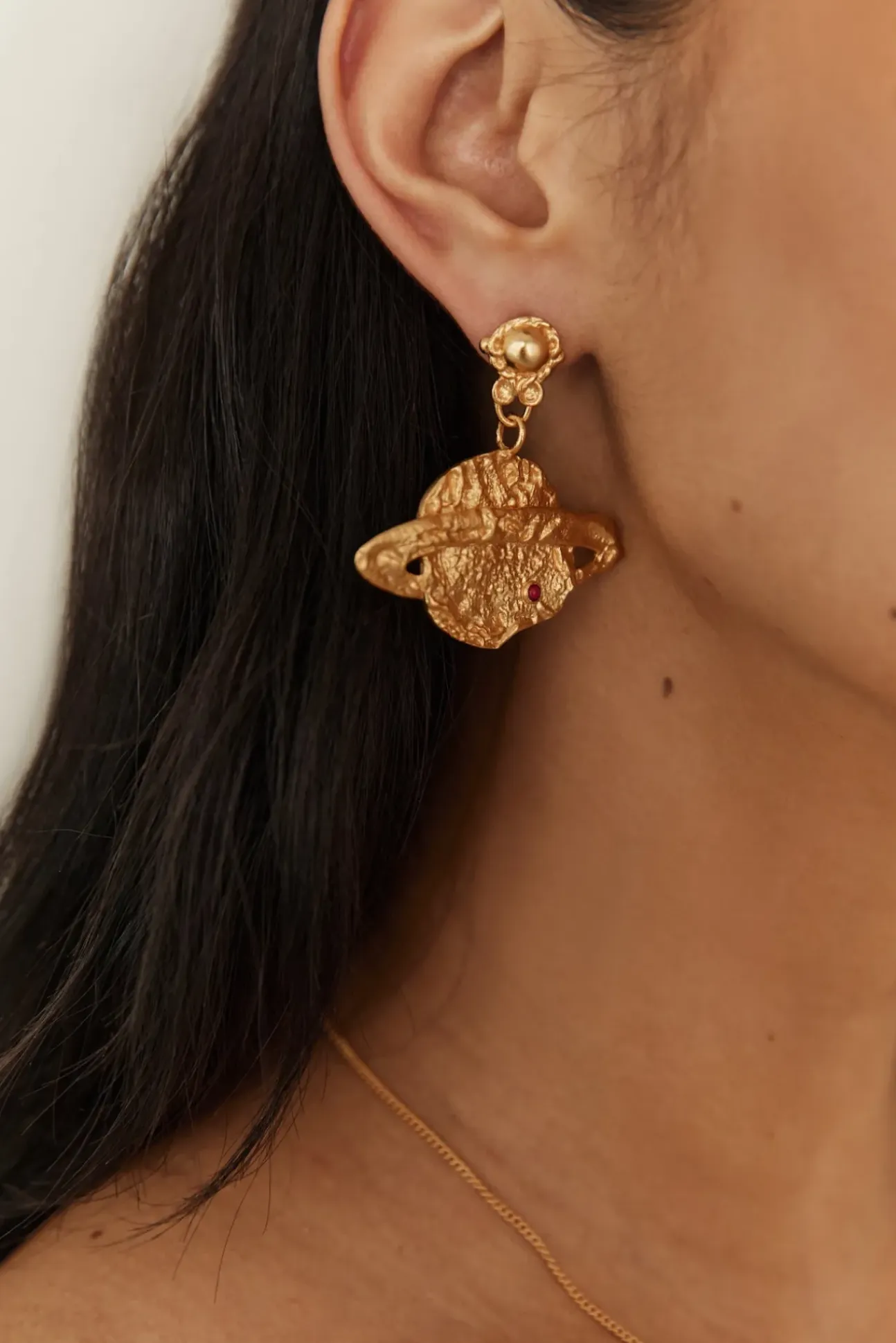 18K Gold Plated Universal Beauty Earrings Gold