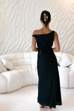 Moonlight Dancer Off Shoulder Maxi Dress Black