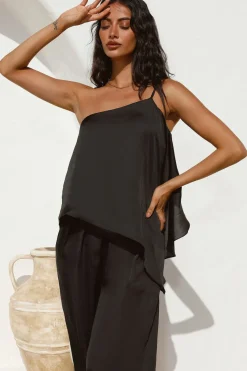 Moving In Crop Top Black