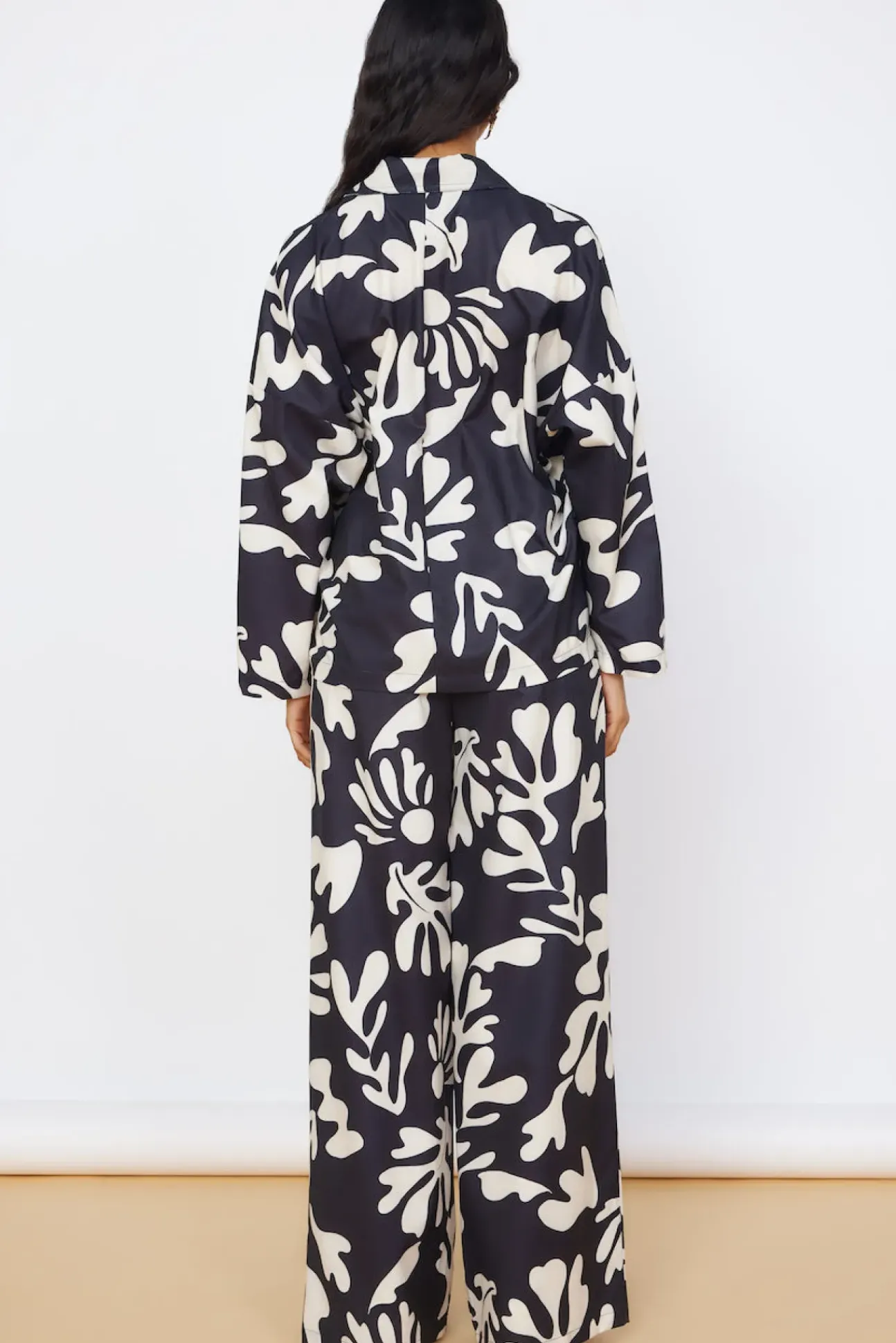 SEVEN WONDERS Cherie Top Sand