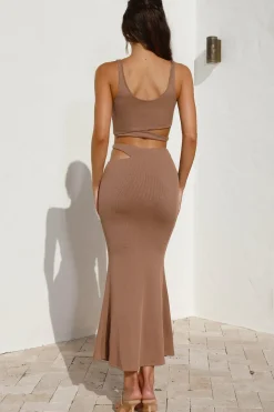 Sneaking Out Crop Top Chocolate