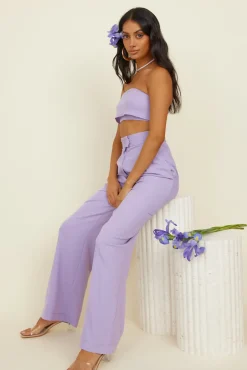 Solaris Crop Top Lilac