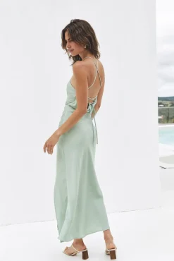 Summer's Embrace Midi Dress Sage