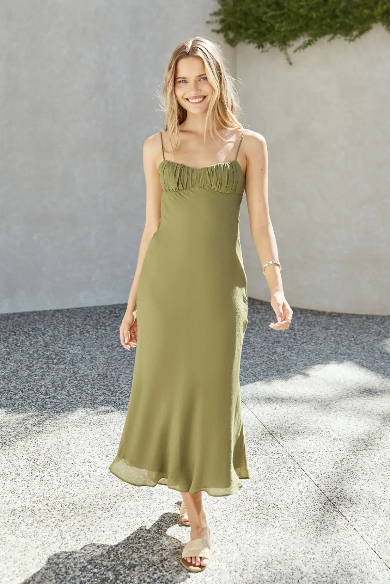 Swaying Branches Maxi Dress Green