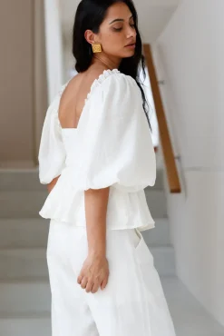 Sweet Alibi Top Natural