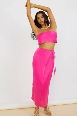 The Right Place Crop Top Pink