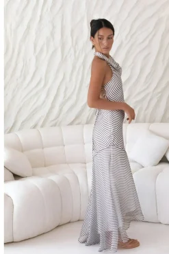Tidal Wave Maxi Dress Brown