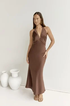 To The Dreamers Maxi Dress Brown