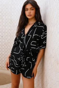 Vibrant Sunrise Set Black