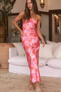 Wandering Eyes Maxi Dress Pink